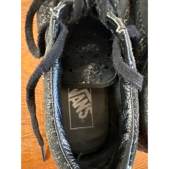 Women’s VANS Cheetah Lace Up Print Metallic Black. Size 5 .5. Sku 2822 - Picture 10 of 13